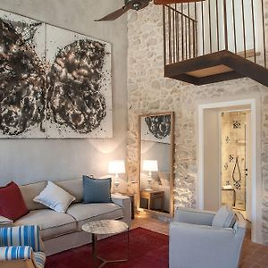 One-Bedroom King Suite